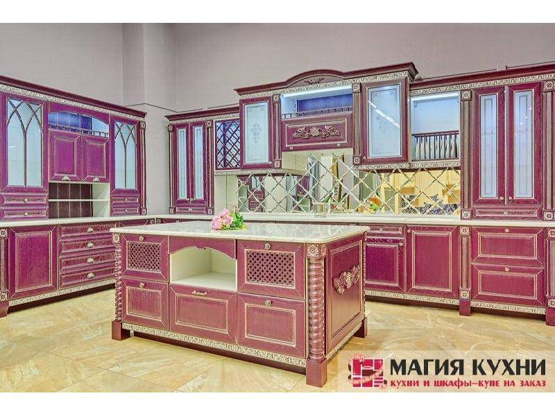 красная стильная кухня luxury в Рязани