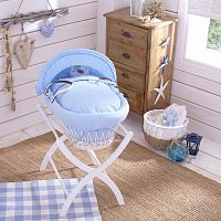 колыбель-переноска gift wicker moses basket белая, голубое белье в Рязани